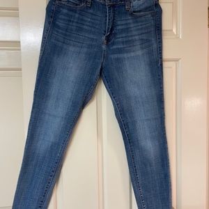 True Religion Halle High Rise Super Skinny, size 31